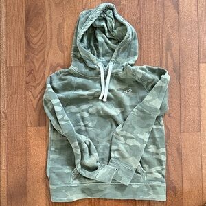 Hollister Olive Camo Hoodie Sweater